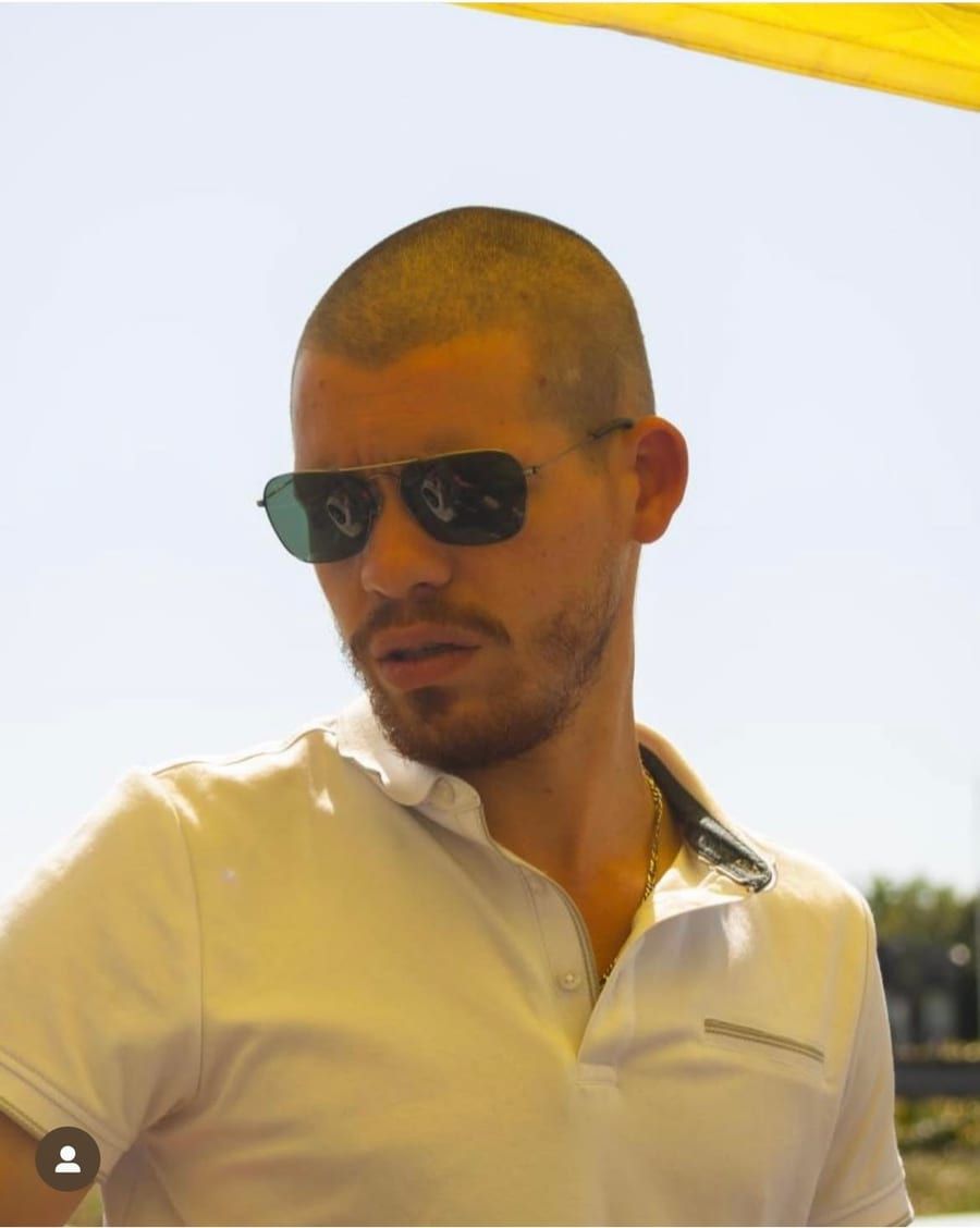 Profil von Zahir